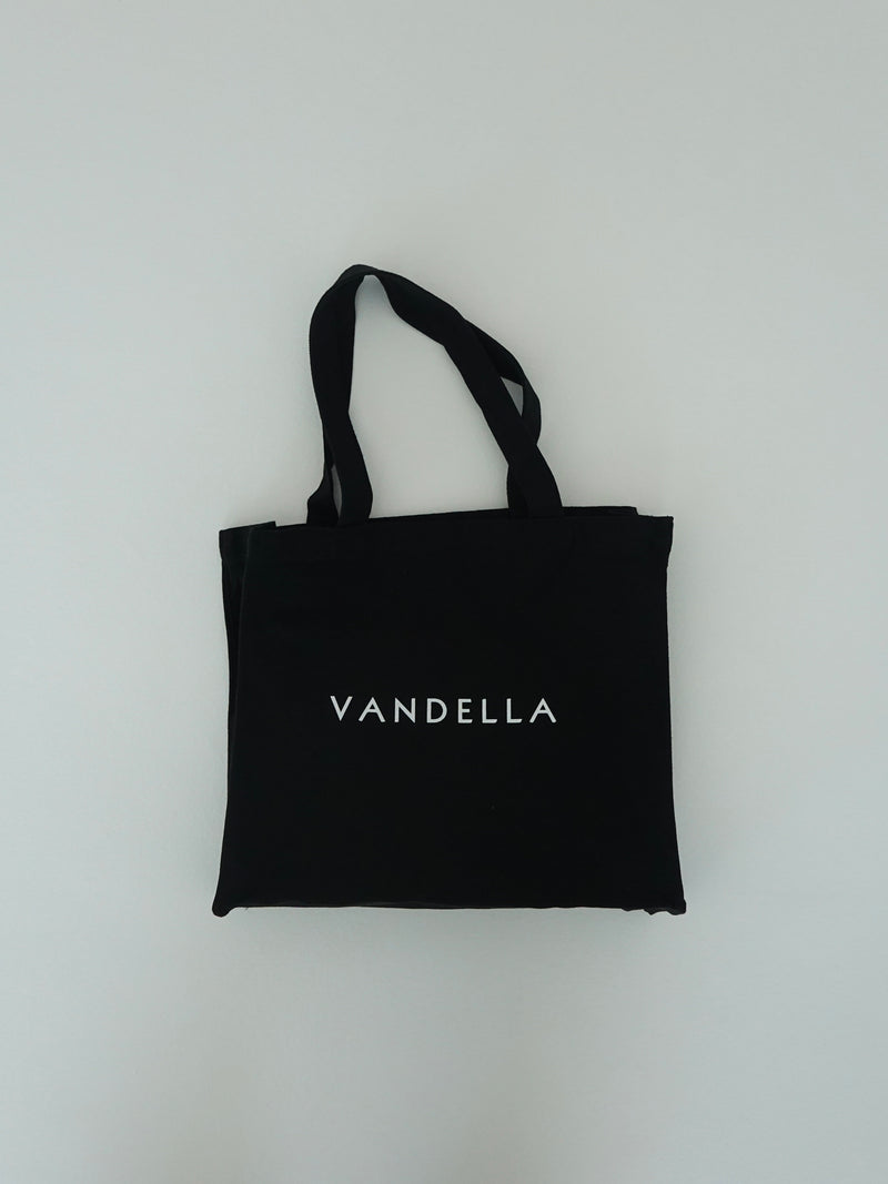 The essential tote