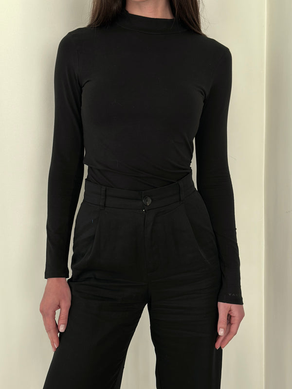 Basic highneck – Black